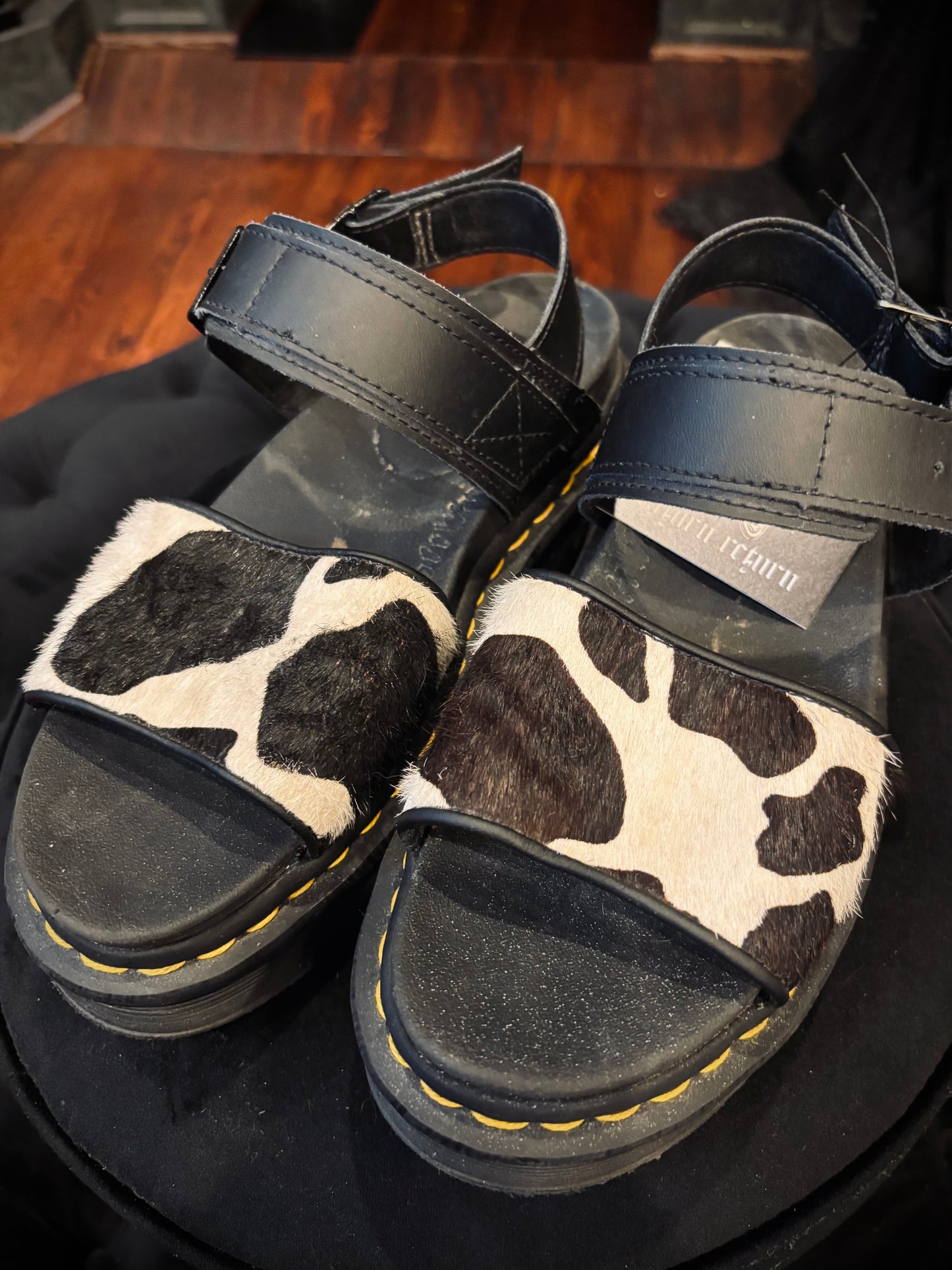 Dr.Martin VOSS Animal Print Leather Strap Sandals