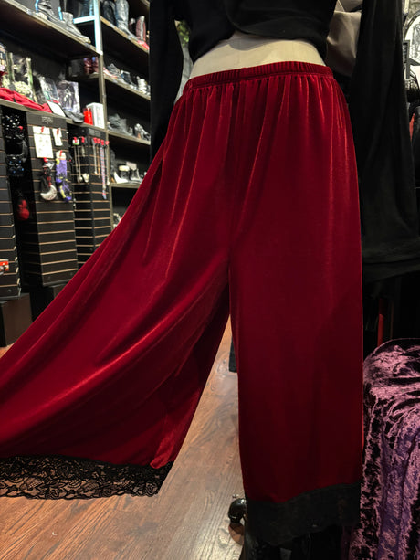 Grave Details Dark Red Velvet Cozy Bloomer Capri Pants