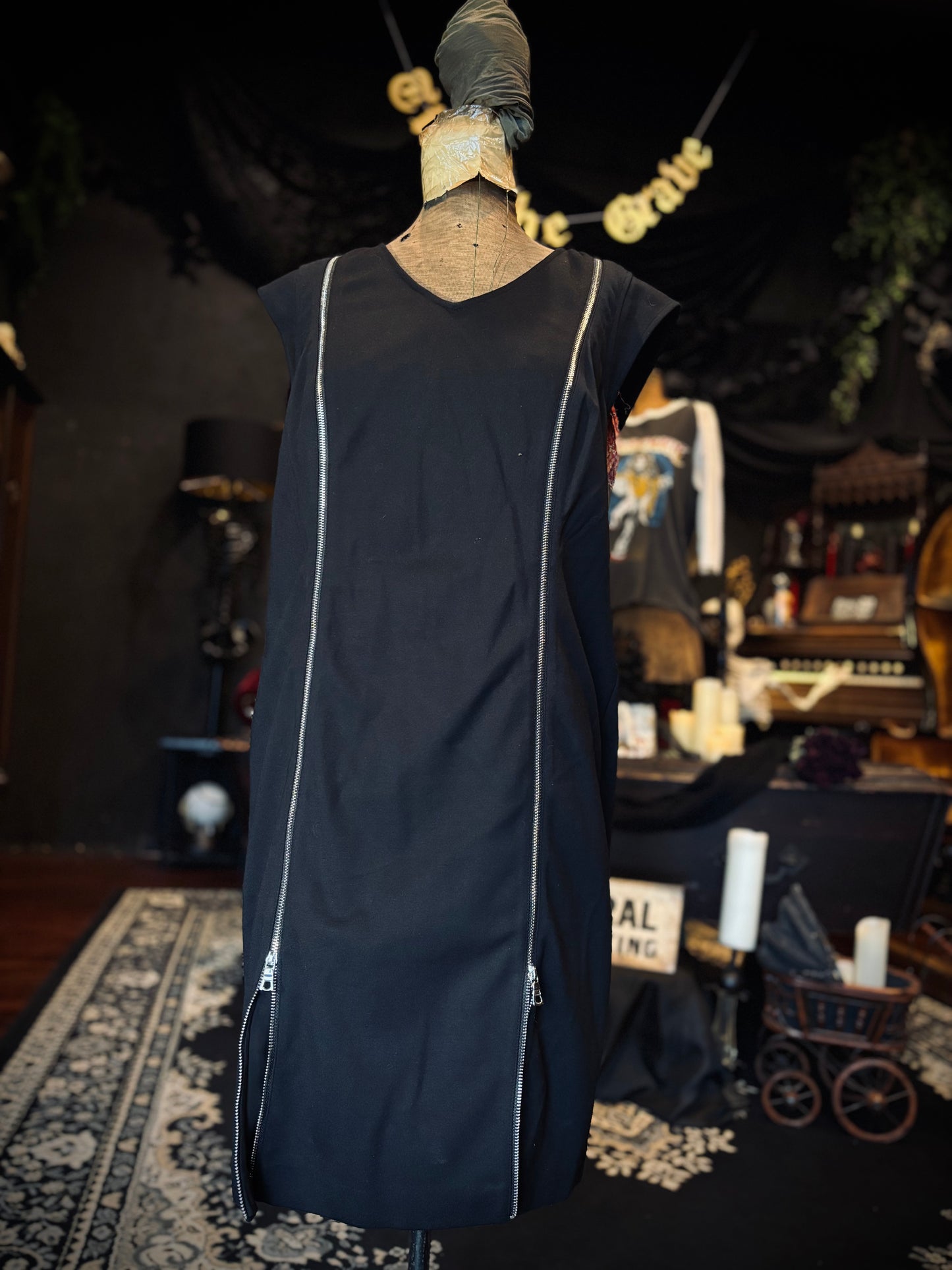 6TH&LN Zipper Shift dress