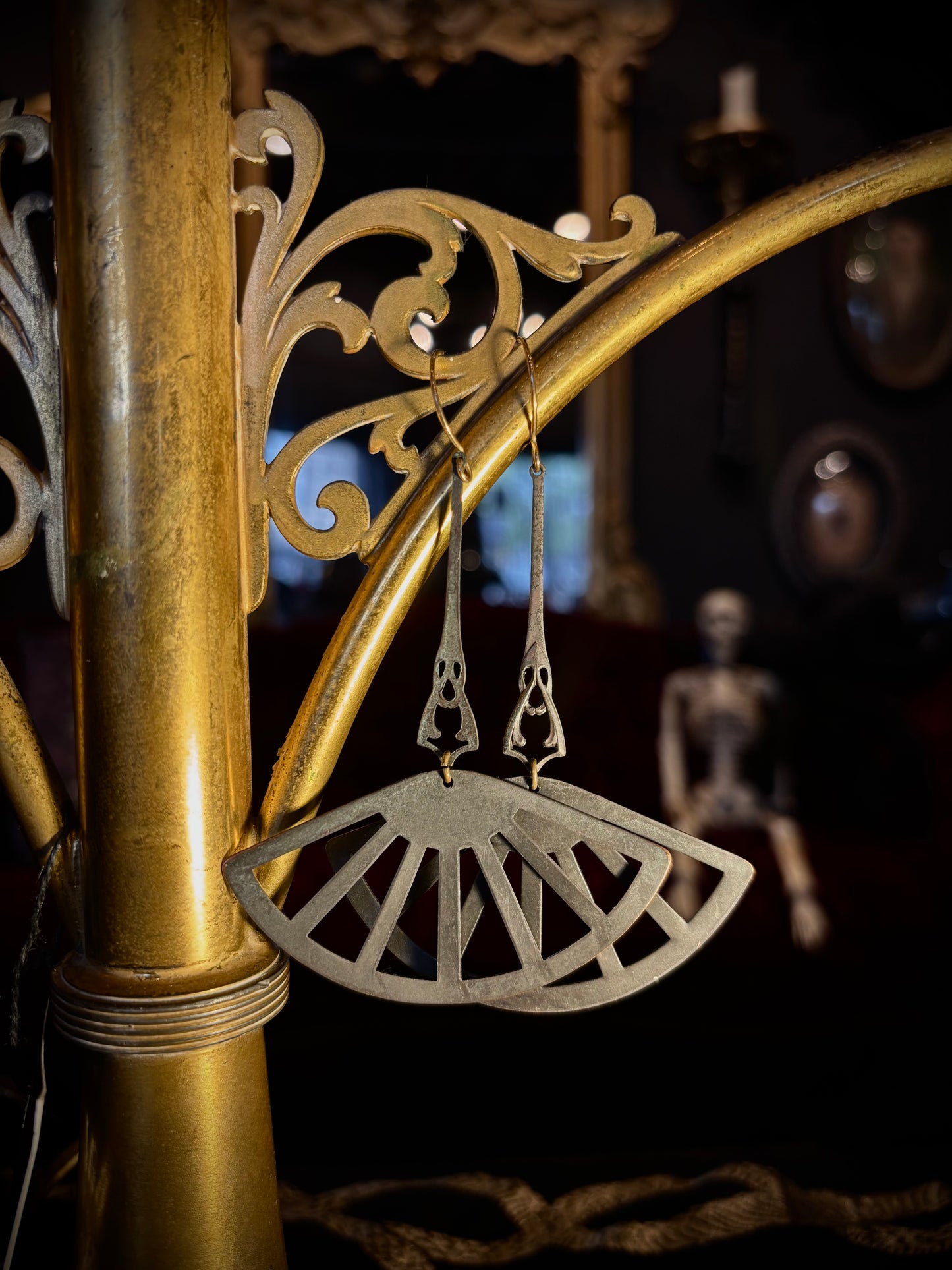 Fan earrings