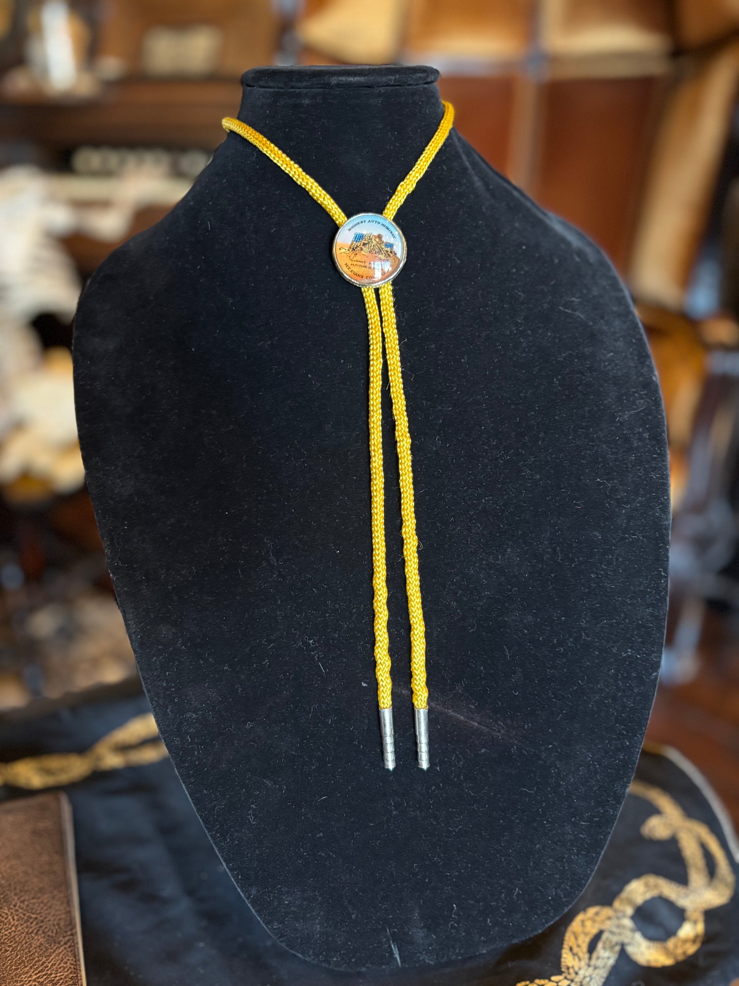 Landmark Bolo