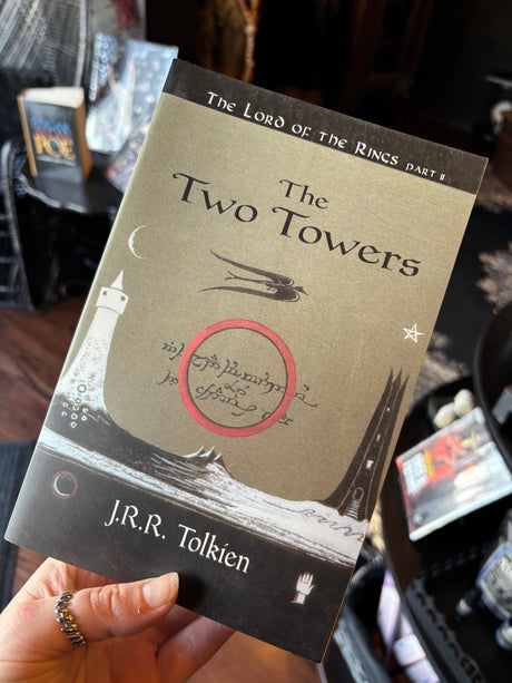 New Lord of the Rings Trilogy Book Set The Fellowship of the Ring, The Two Towers, The Return of the King, Tolkien