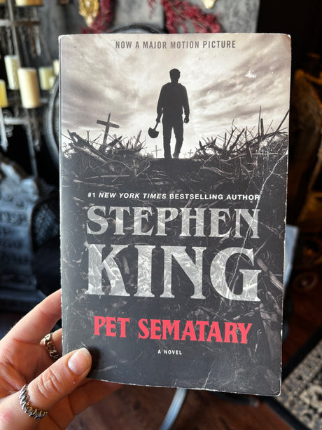 Stephen King’s Pet Cemetery Book