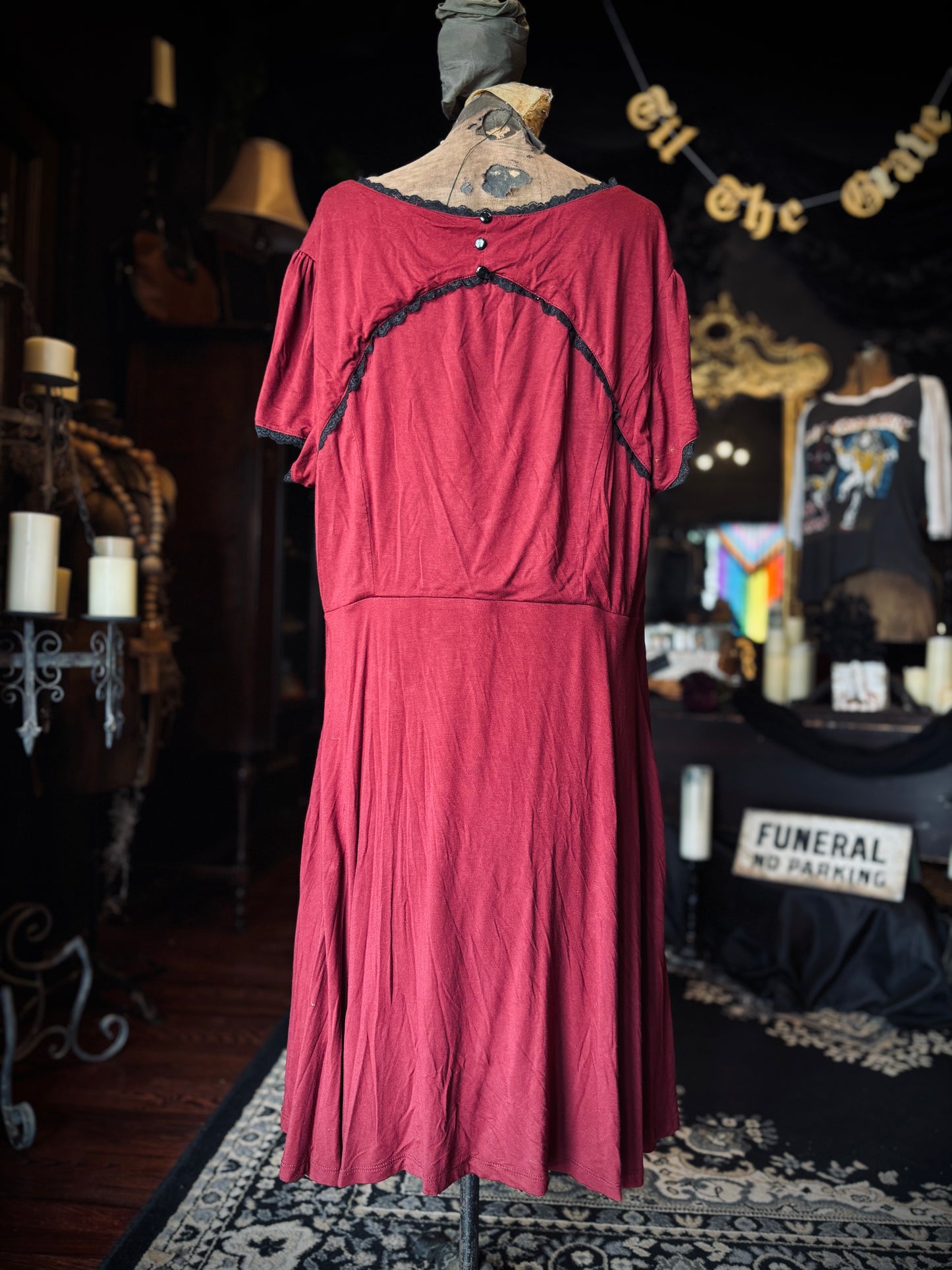 Thorne and fable Red plus size Cut-put dress