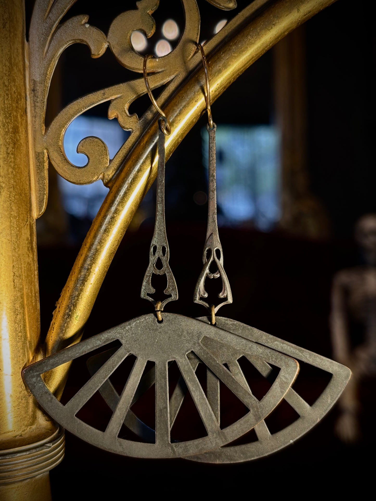 Fan earrings