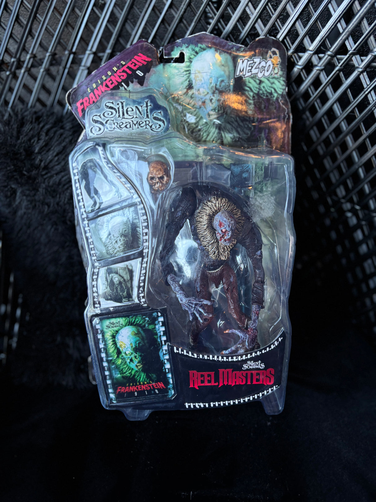 2001 Silent Screamers Frankenstein Mezco Collectible Figure