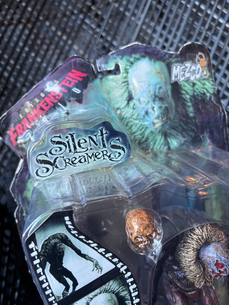2001 Silent Screamers Frankenstein Mezco Collectible Figure