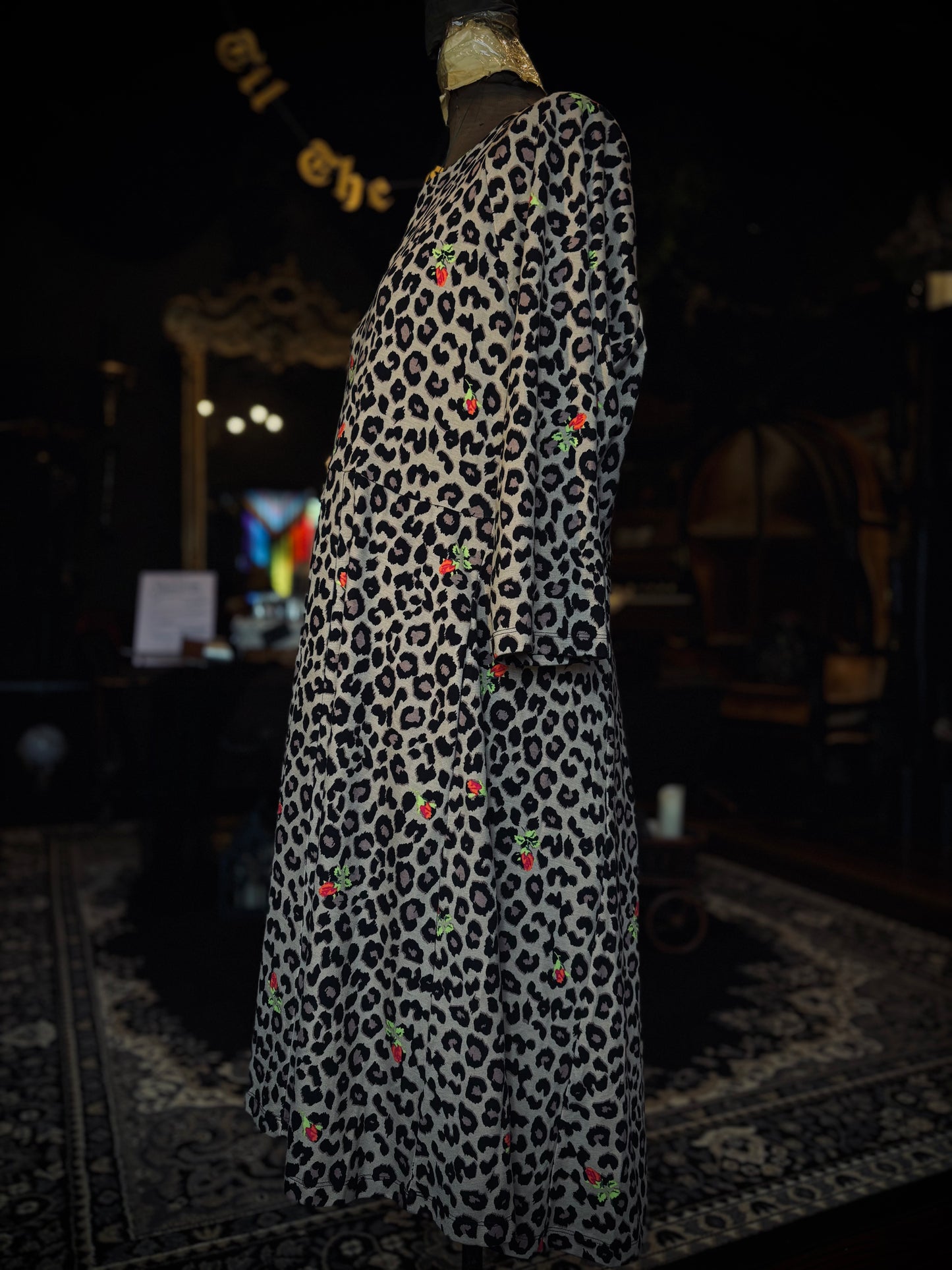 Betsey Johnson x Torrid Long sleeve shift dress