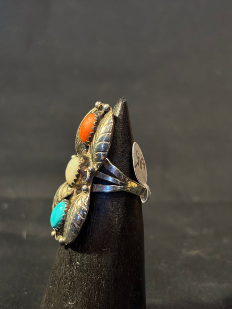 Vintage Sterling Silver Coral Mother of Pearl and Turquoise Feather Design Three Stone Ring