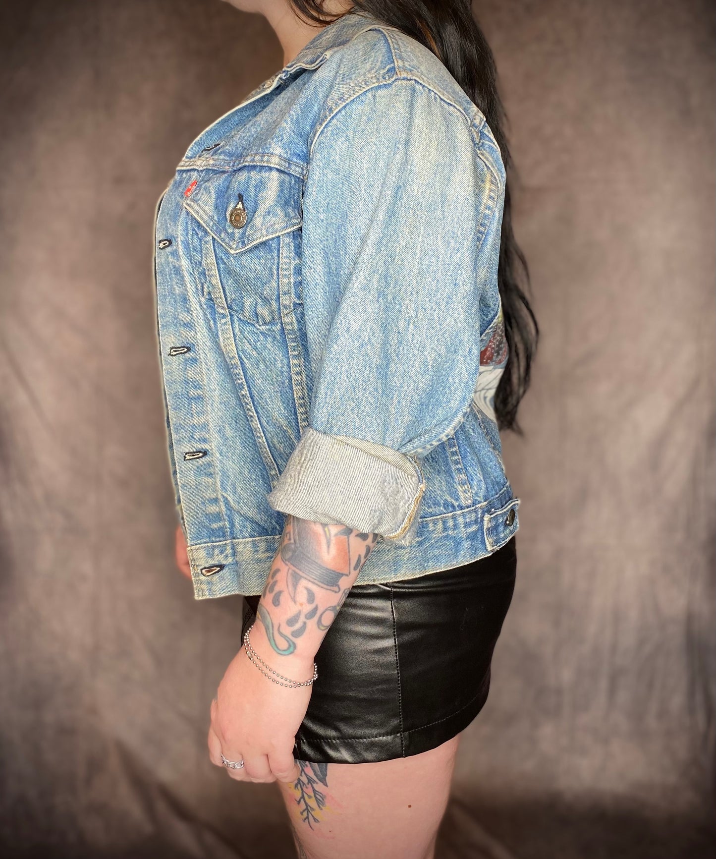 RARE Vintage Levi’s Denim Jacket w/ Custom Thin Lizzy Back Painting