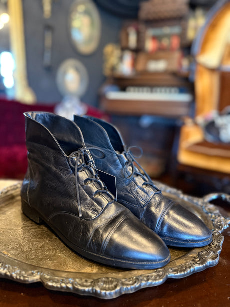 Vintage Prima Royale Black Leather Lace-Up Ankle Boots