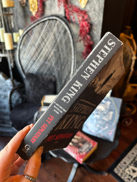 Stephen King’s Pet Cemetery Book