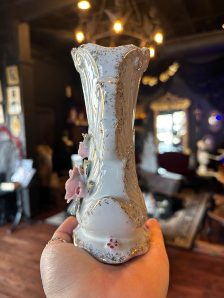 Porcelain Swan with Bone china roses
