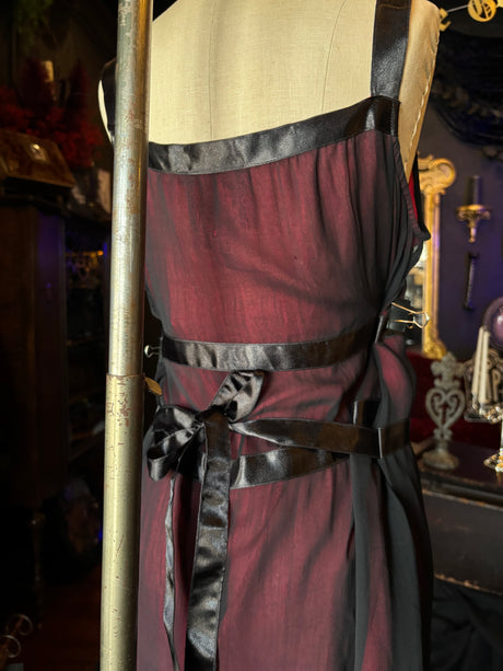 Vintage Deadstock Y2K Funhouse x Hot Topic Goth Prom Dress