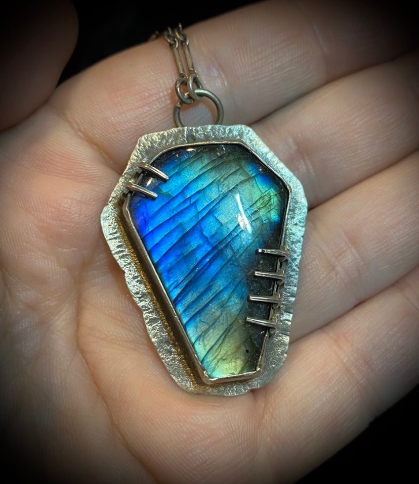 Von Desolate Sterling Silver Labradorite Coffin Pendant Necklace