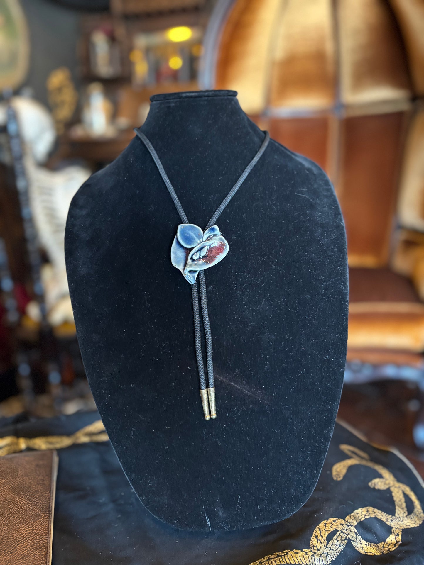 Handmade Flower Bolo
