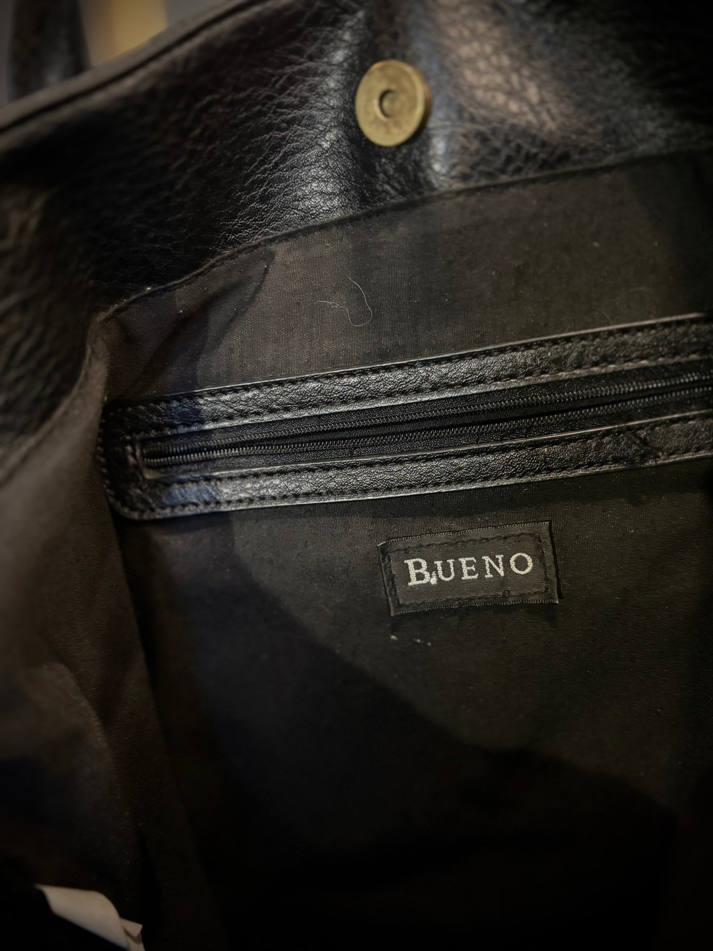 Vintage Bueno Leather purse