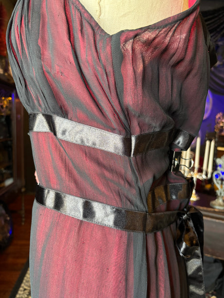 Vintage Deadstock Y2K Funhouse x Hot Topic Goth Prom Dress