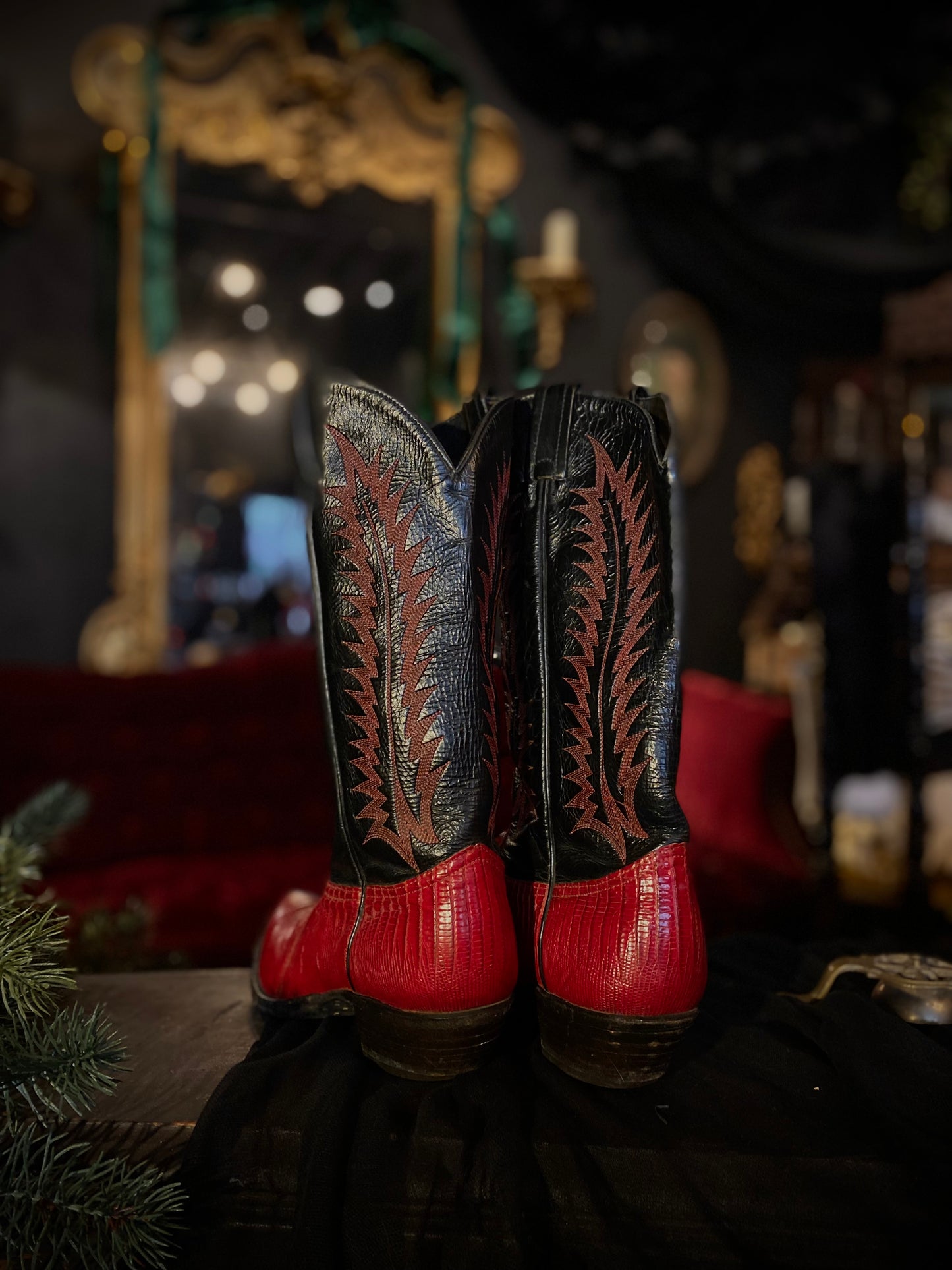 Tony Lama Red And Black Embroidered Lizard Leather Cowgirl Boots 7 Women’s