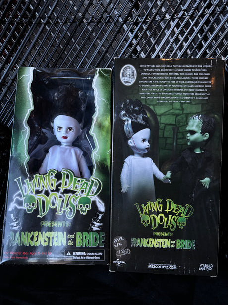 Living Dead Dolls x Universal Monsters Mezco Frankenstein and The Bride Collectible Figures Set