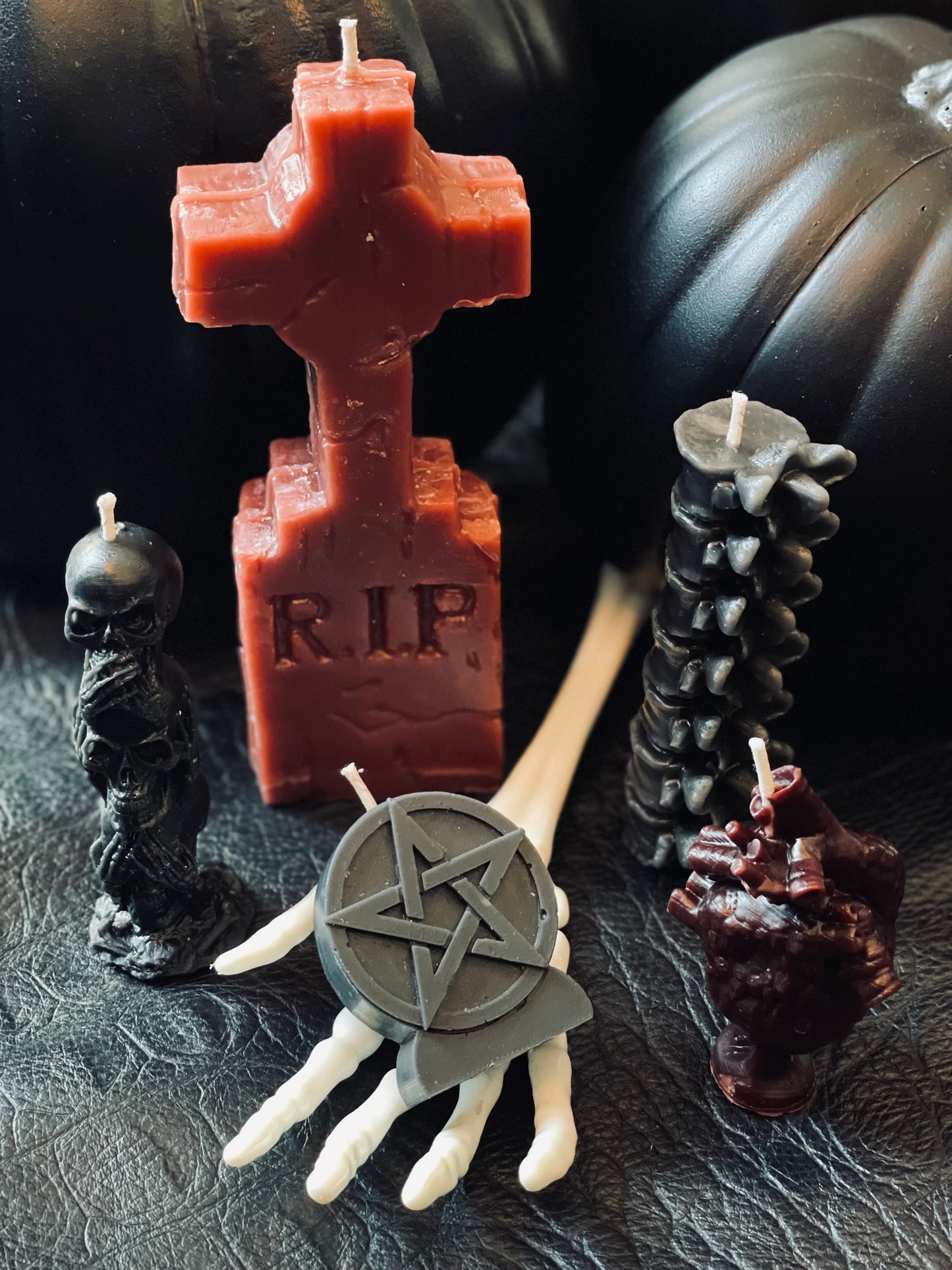 SR x Candlecore “Speak, hear, see Evil” Stacked Skull Candle