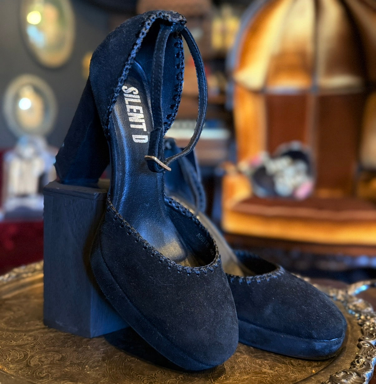 Heels/Formal Shoes