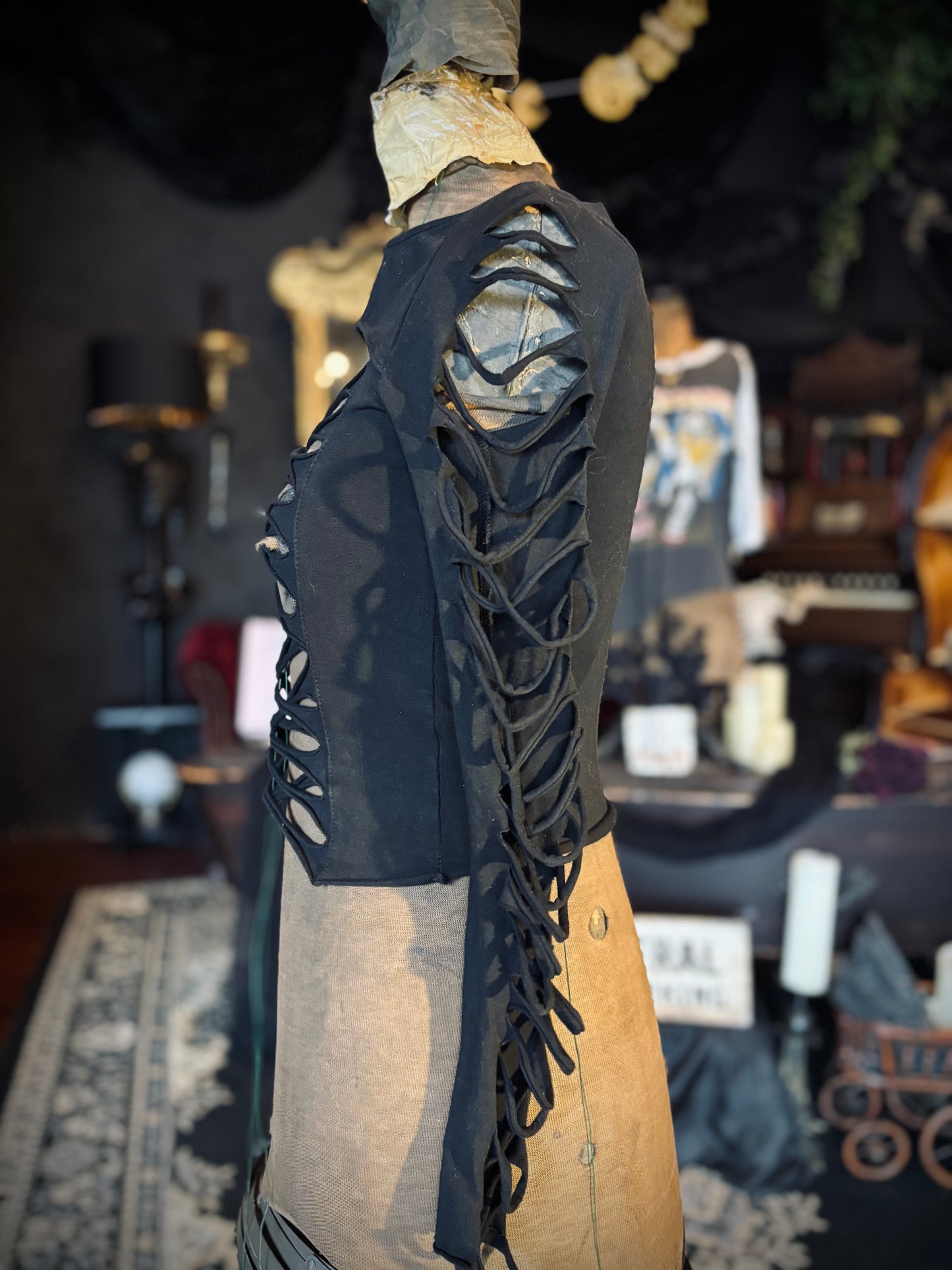 Current mood Strap-y black top