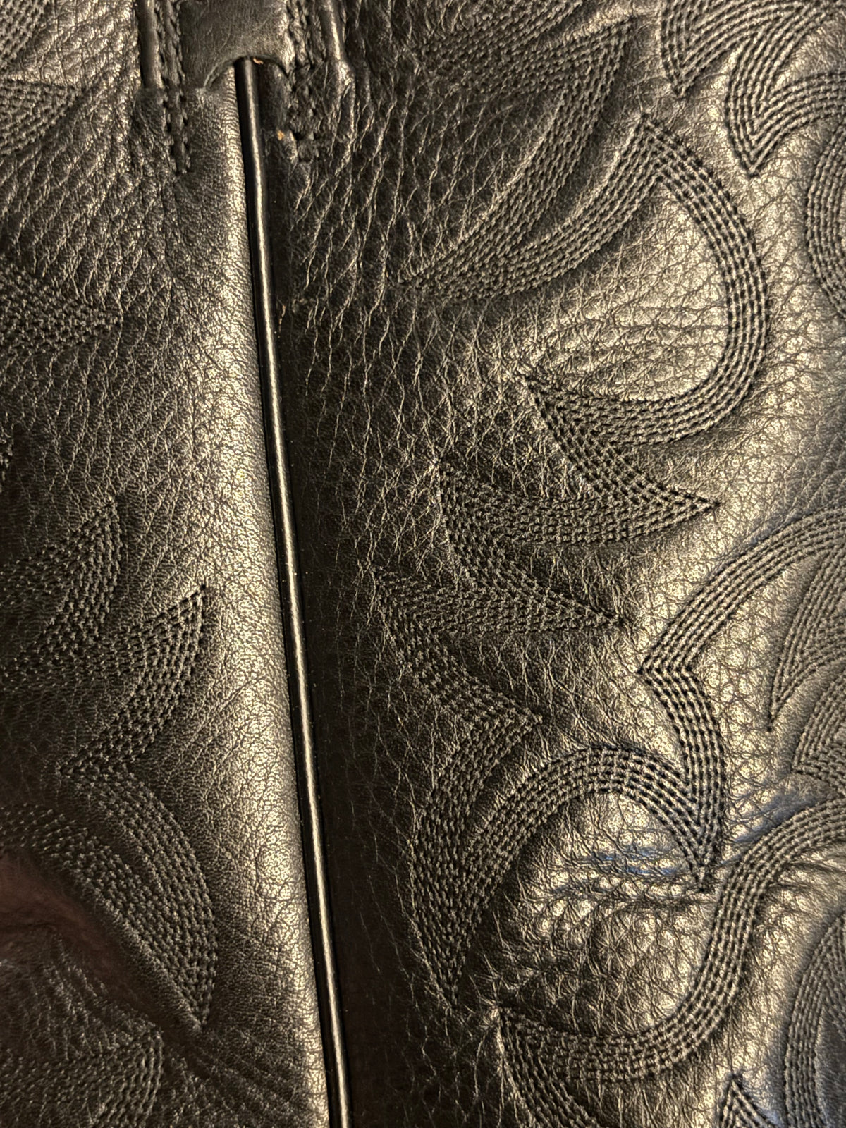 Ariat Classic Black Leather Embroidered Cowboy Boots