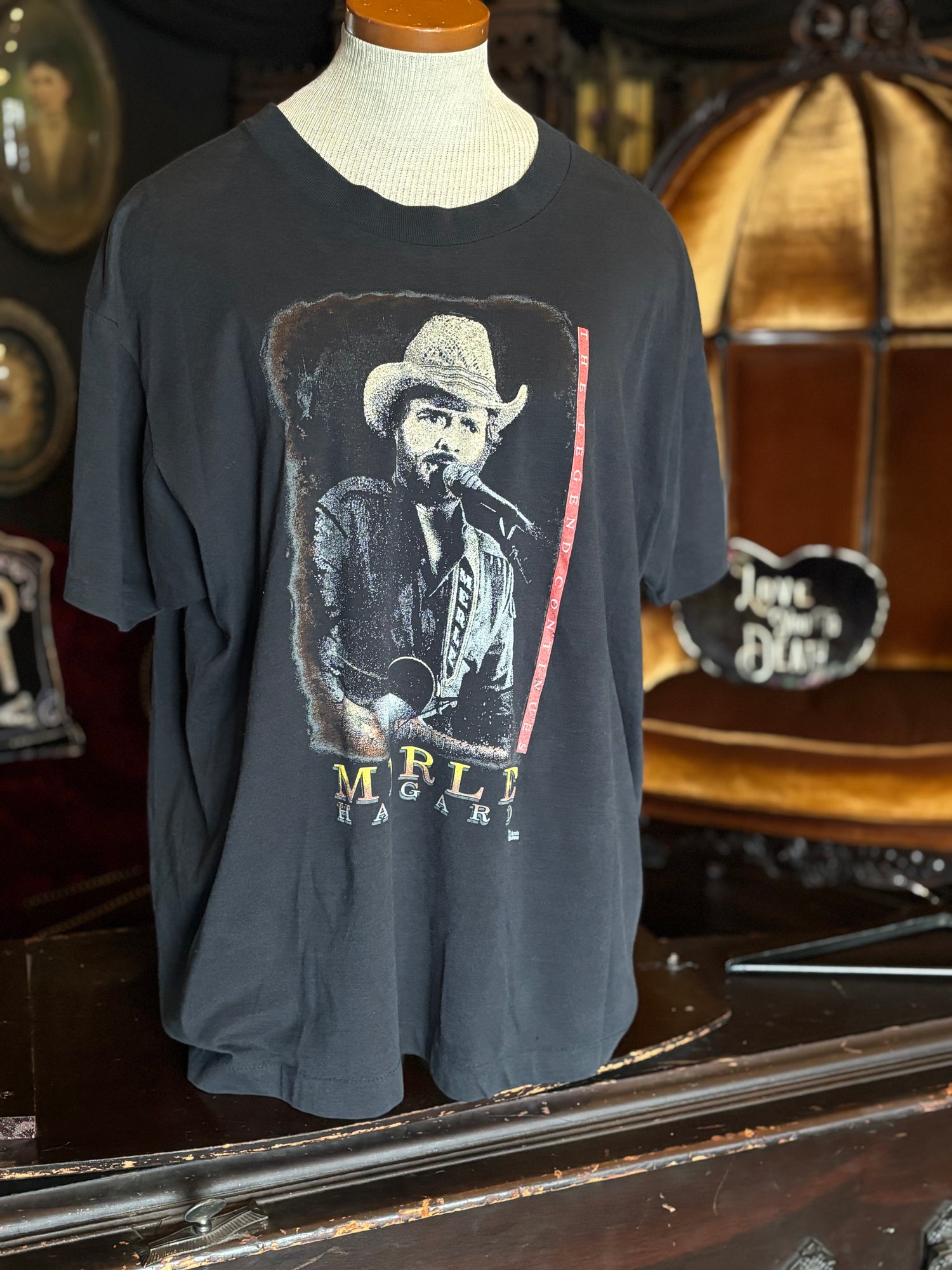Vintage 1991 Merle Haggard “The Legend Continues” T-shirt