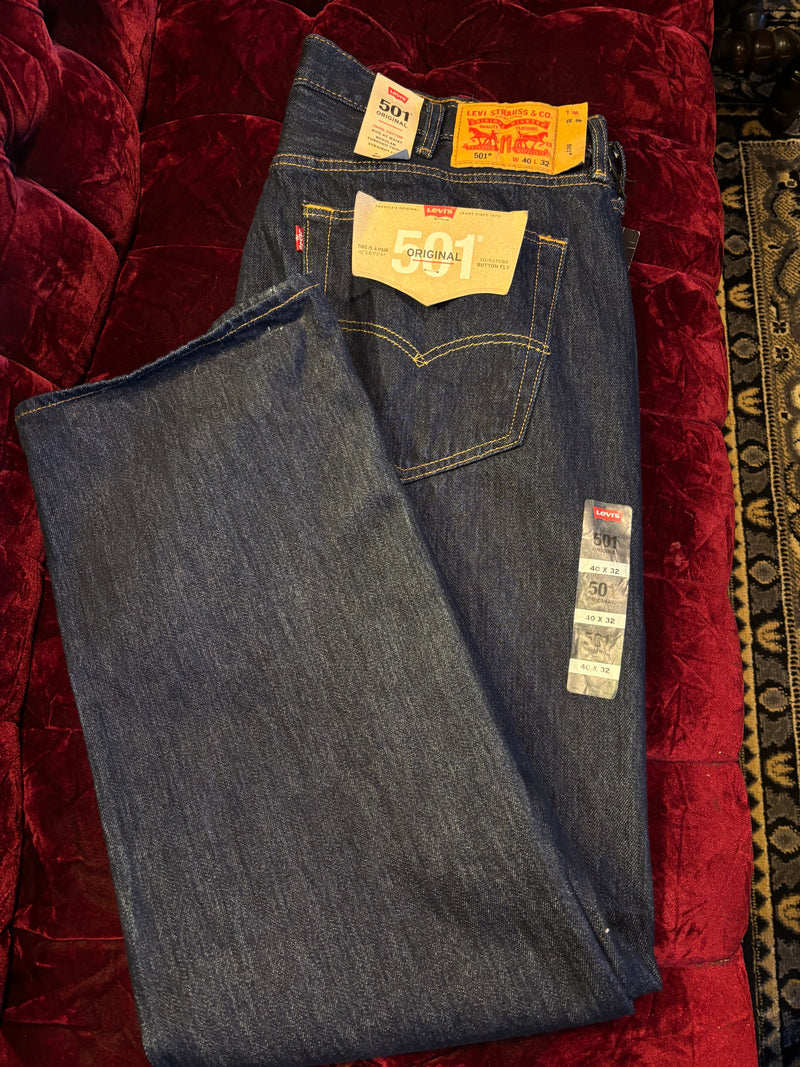 NWT Classic Levi Dark Wash 501 Originals Denim Jeans