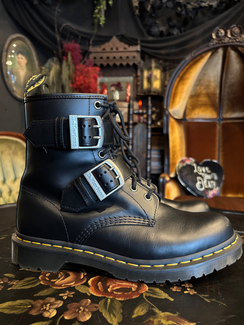 1460 Buckle Pull Up Leather Lace Up Boots