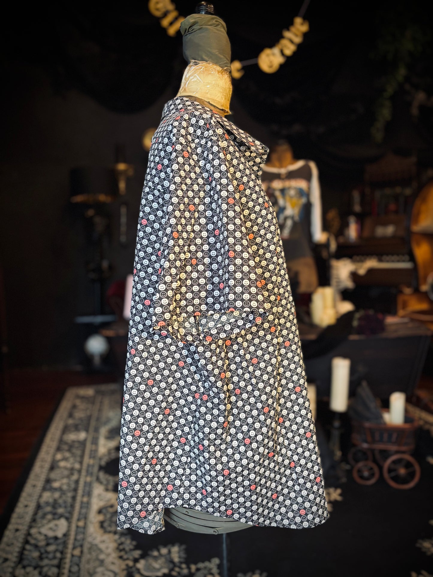 Wild Fang Smiley face short sleeve button down