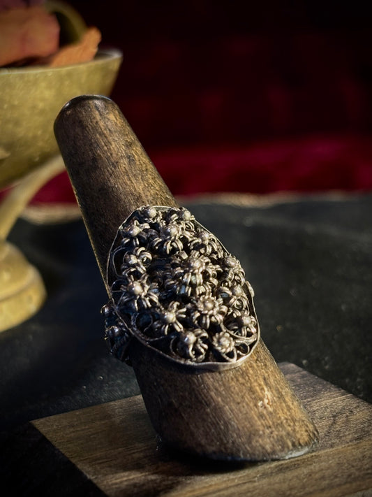 Vintage bouquet Ring