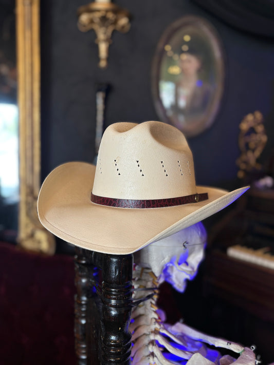 Bucees child's cowboy hat