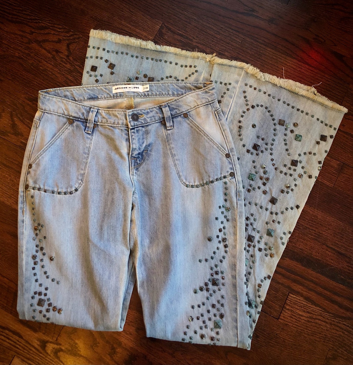 Artisan De Luxe “Chelsey” Studded Flare Jeans Size 26”