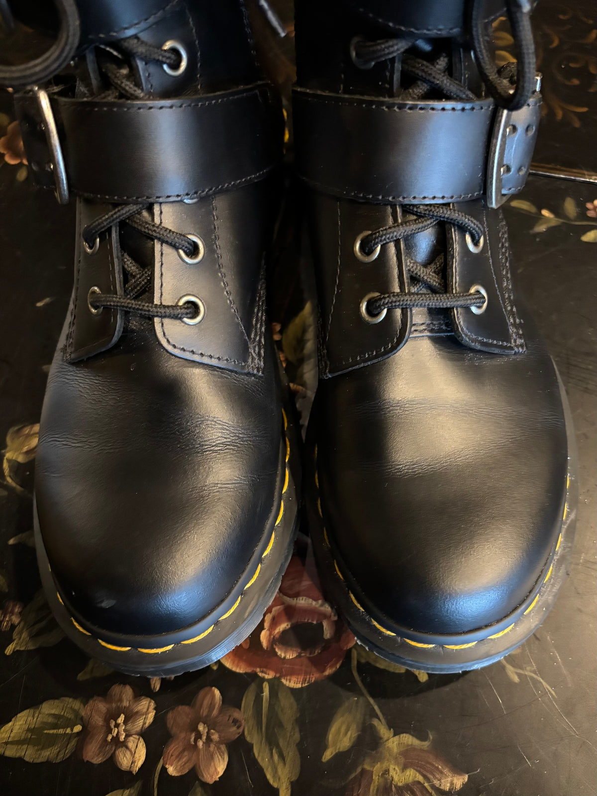 1460 Buckle Pull Up Leather Lace Up Boots