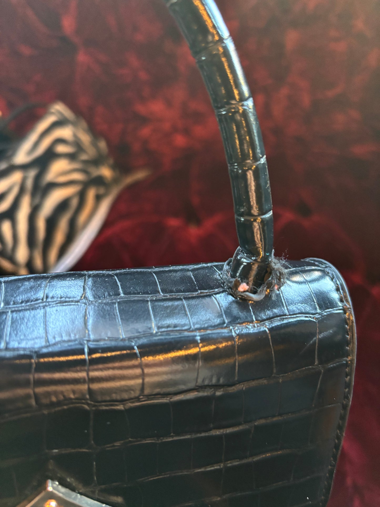 Black Faux Leather Croc Embossed Crossbody Bag w/Gold Tone Hardware