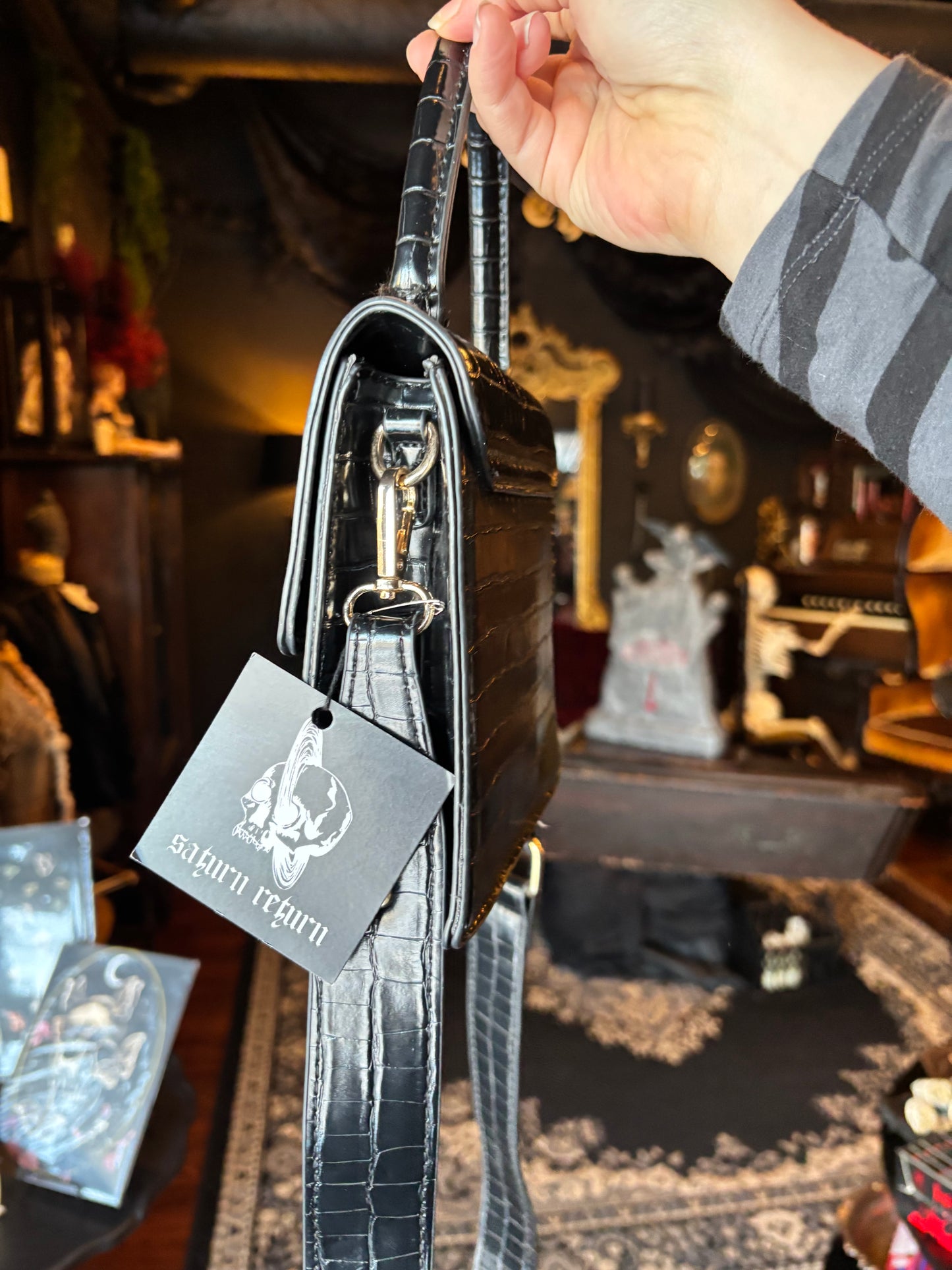 Black Faux Leather Croc Embossed Crossbody Bag w/Gold Tone Hardware