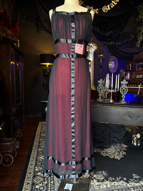 Vintage Deadstock Y2K Funhouse x Hot Topic Goth Prom Dress