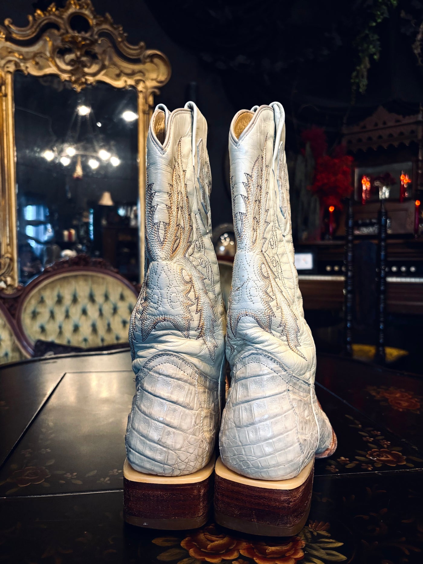 Arango White Leather Crocodile Pointed Toe Cowboy Boots