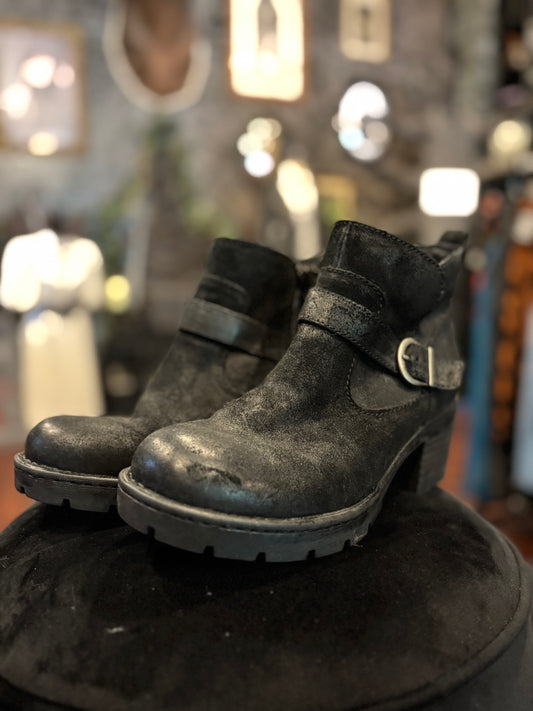 Born Shoes Real Suede booties