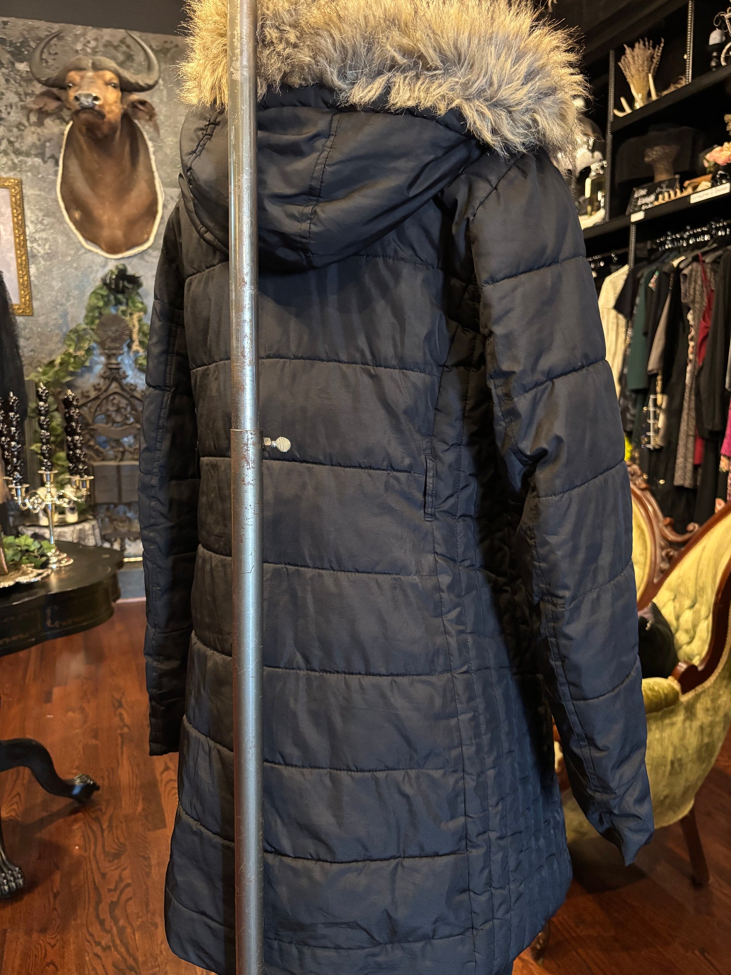 Black and Faux Fur Trim Hooded Puffer Parka Coat