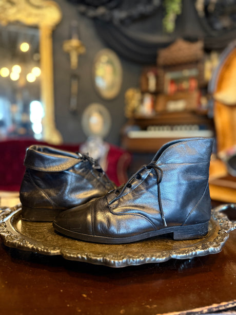 Vintage Prima Royale Black Leather Lace-Up Ankle Boots