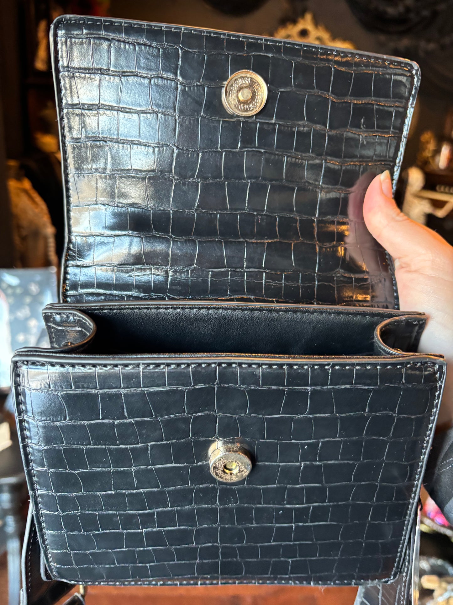 Black Faux Leather Croc Embossed Crossbody Bag w/Gold Tone Hardware