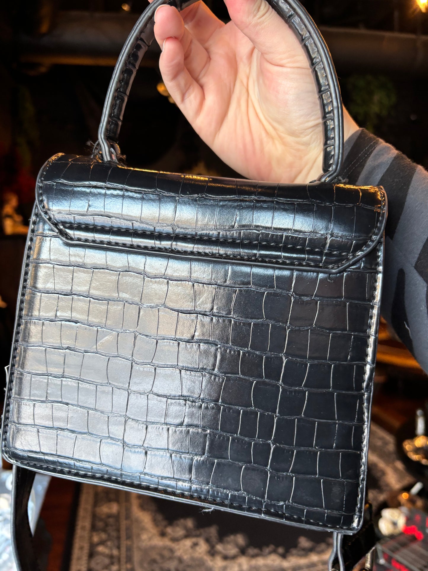 Black Faux Leather Croc Embossed Crossbody Bag w/Gold Tone Hardware