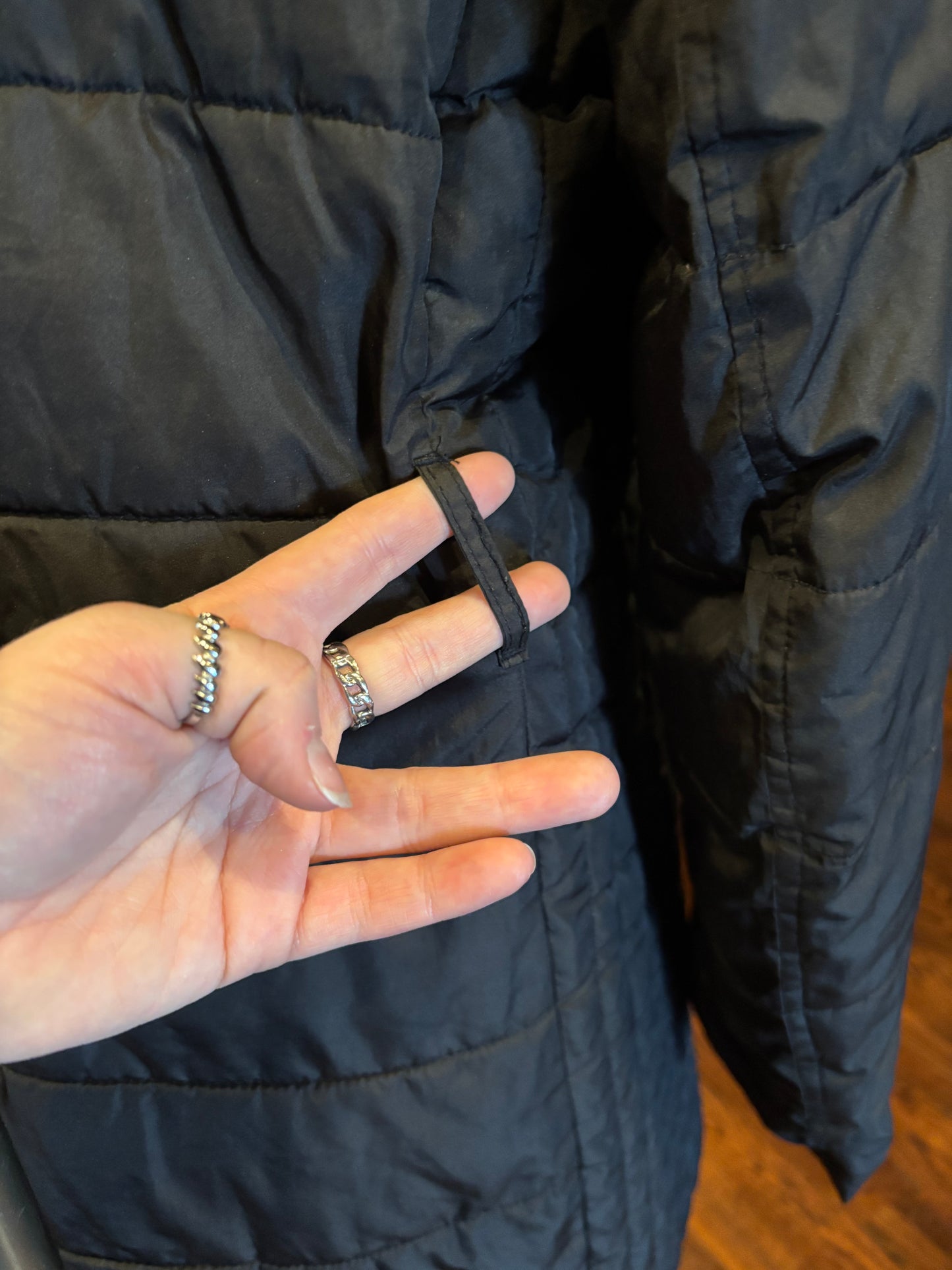 Black and Faux Fur Trim Hooded Puffer Parka Coat