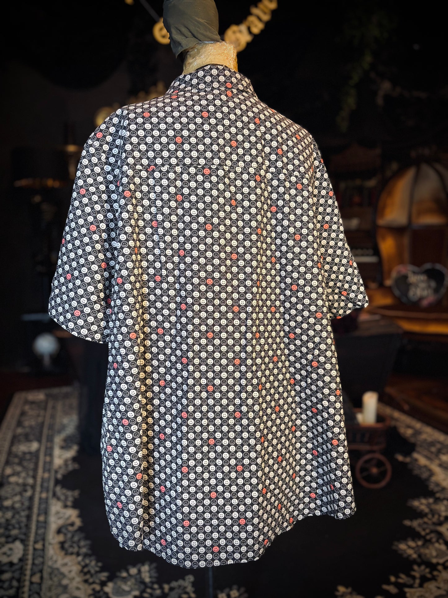 Wild Fang Smiley face short sleeve button down