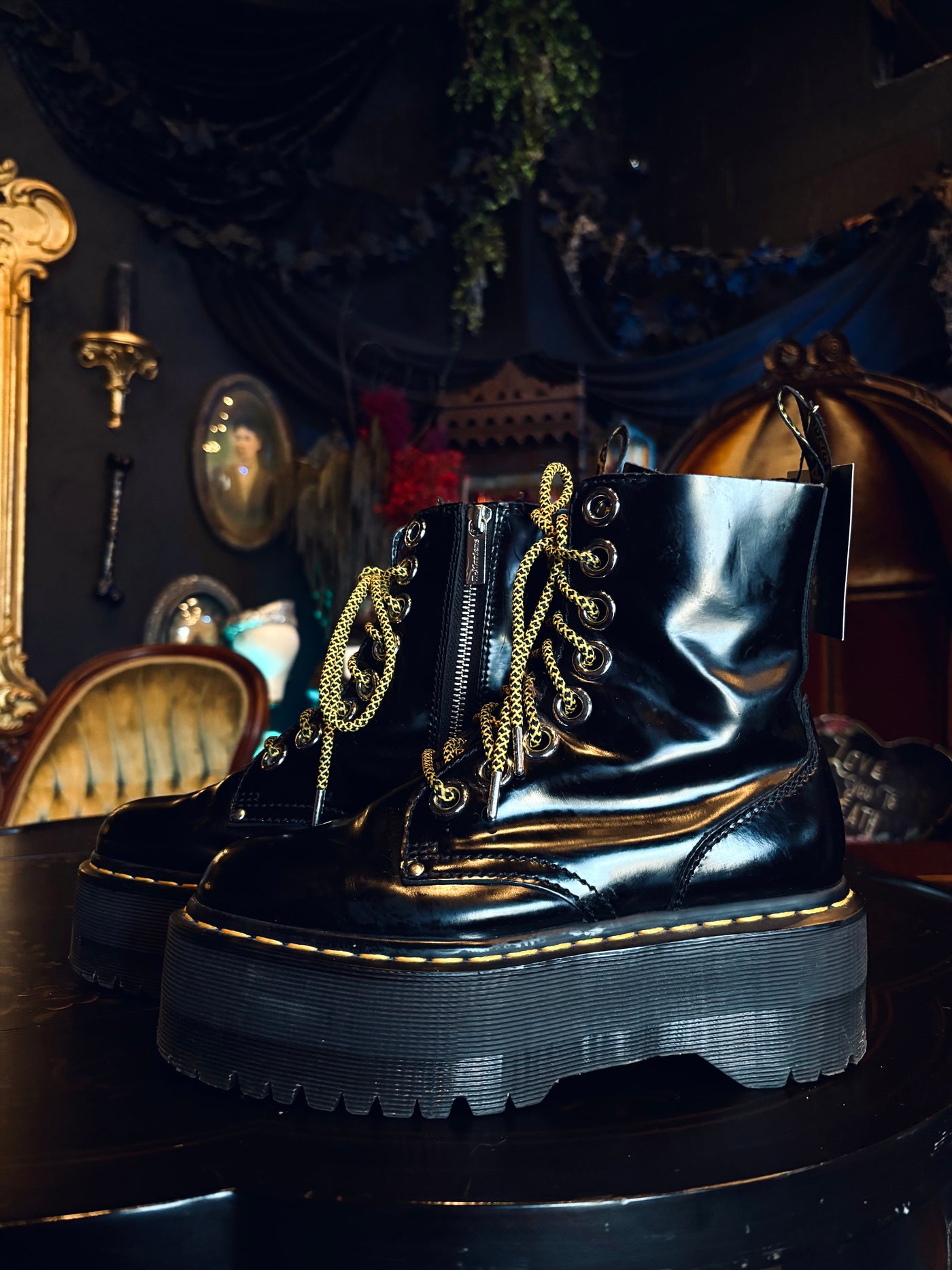 Doc Marten Jadon Max