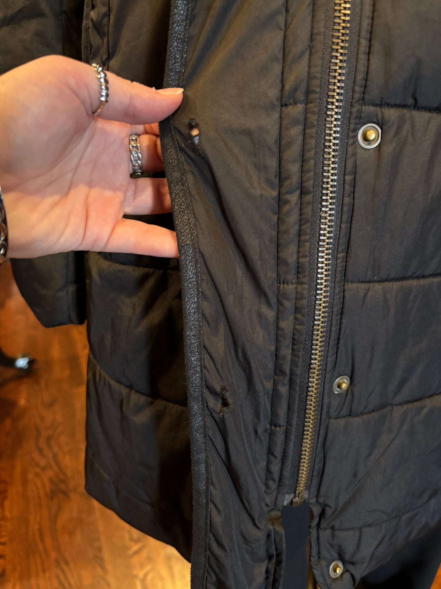 Black and Faux Fur Trim Hooded Puffer Parka Coat