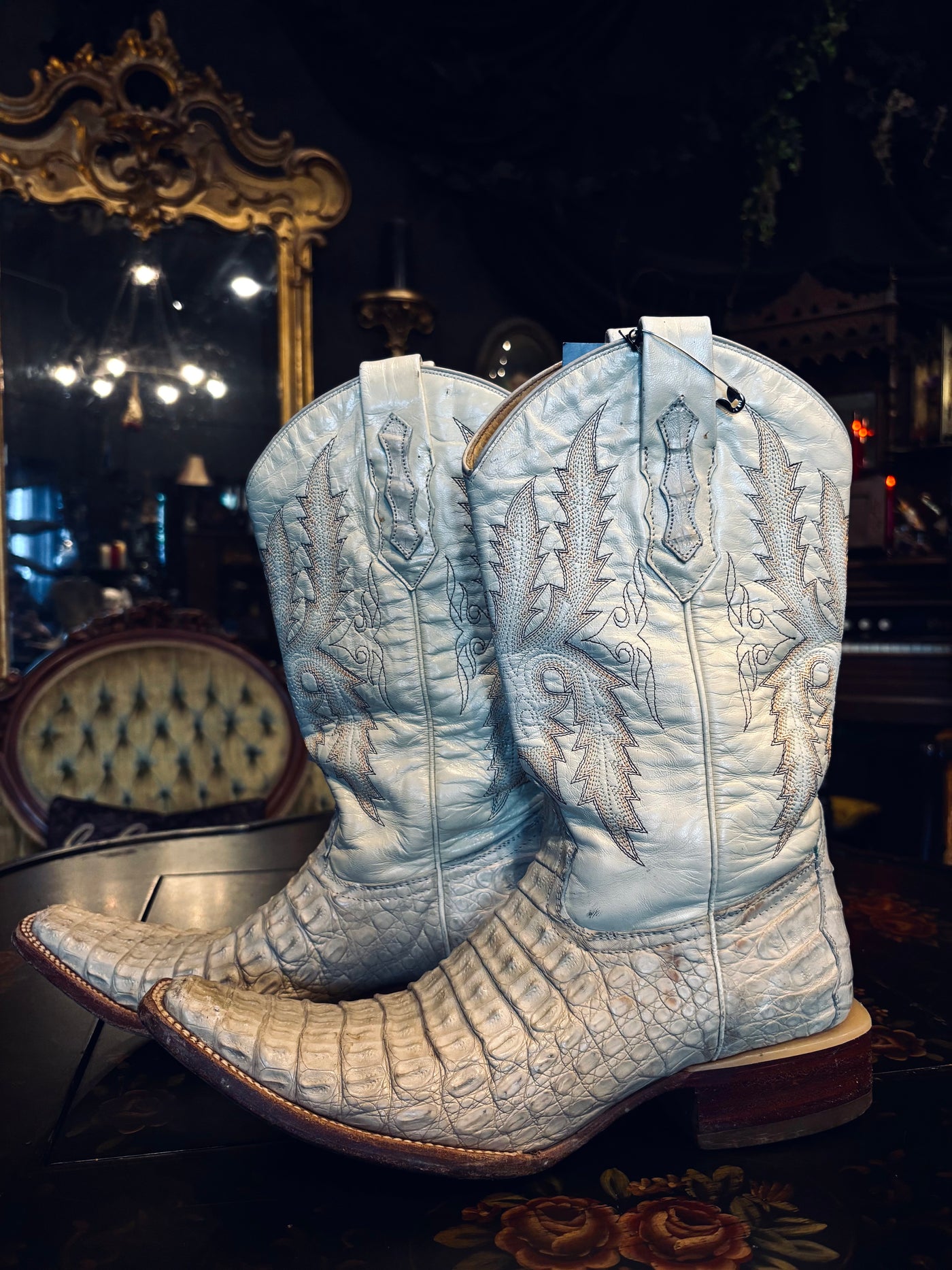 Arango White Leather Crocodile Pointed Toe Cowboy Boots